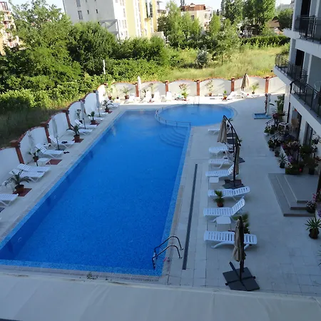 Hotel Cantilena Complex