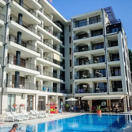 Hotel Cantilena Complex