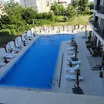 호텔 Cantilena Complex