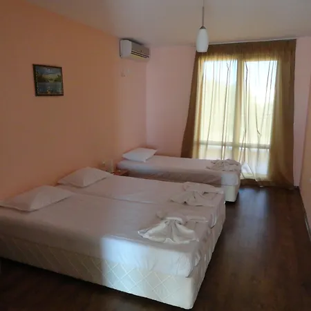 Hotel Cantilena Complex