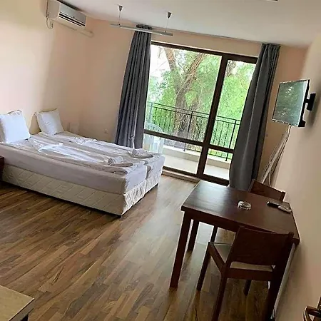 Cantilena Complex 3* סאני ביץ'