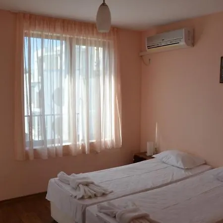 Hotel Cantilena Complex