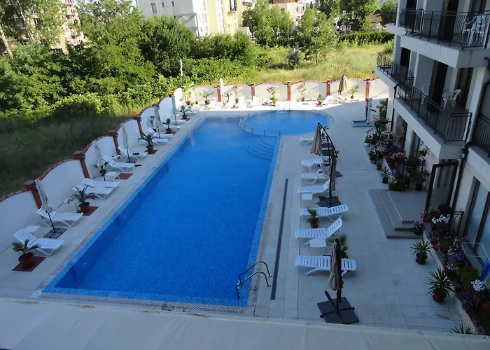 Отель Cantilena Complex