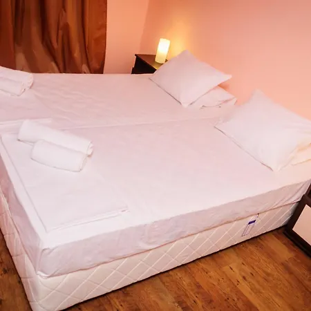 Hotel Cantilena Complex